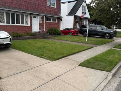 Lawn care service in Hicksville, 11801