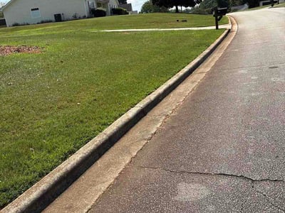Lawn care service in Covington, 30016