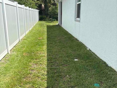 Lawn care service in Palm Coast, 32137