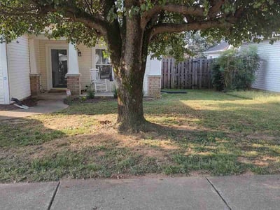 Lawn care service in Nashville, 37076