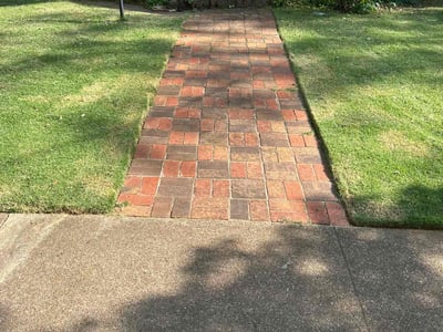 Lawn care service in Huntsville, 35801