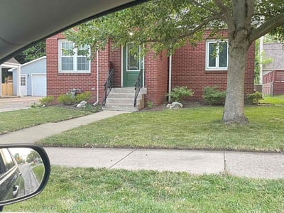 Lawn care service in Champaign, 61820