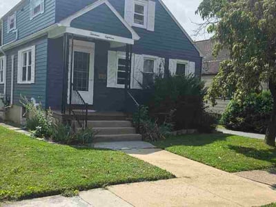 Lawn care service in Hershey, 17033