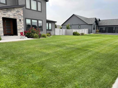 Lawn care service in Helena, 59602
