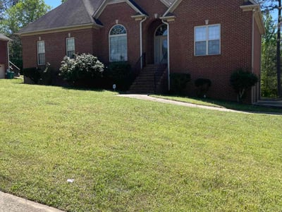 Lawn care service in Pleasant Grove, 35127