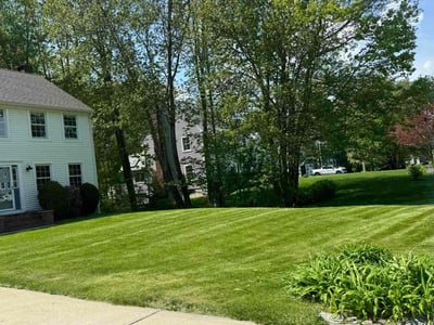 Lawn care service in Scarborough, 04074