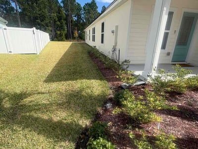 Lawn care service in Palm Coast, 32137