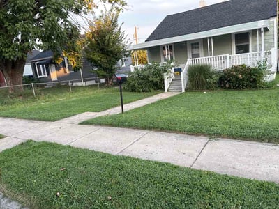 Lawn care service in Dundalk, 21222