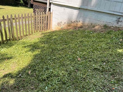 Lawn care service in Atlanta, 30324