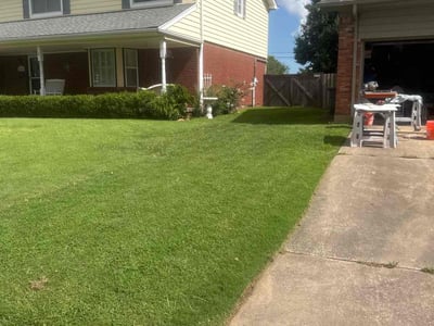 Lawn care service in Tulsa, 74135