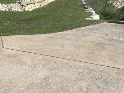 Lawn care service in Leander, 78641