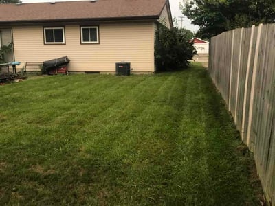 Lawn care service in Kenosha, 53143