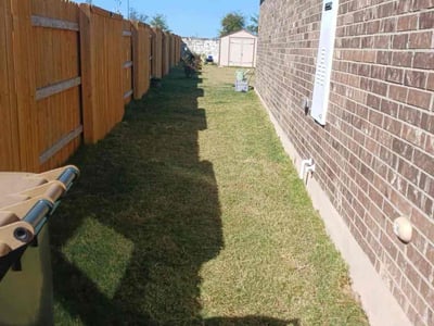 Lawn care service in Kyle, 78640