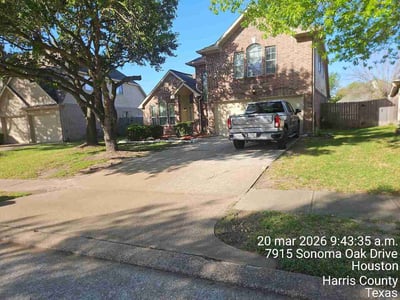 Lawn care service in Houston, 77041