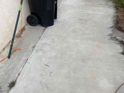 Lawn care service in , 