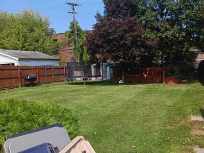 Lawn care service in Harper Woods, 48225