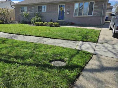 Lawn care service in Westland, 48186