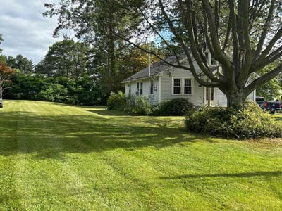 Lawn care service in Plainville, 06062