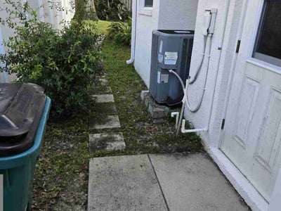 Lawn care service in Lutz, 33559