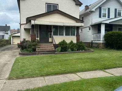 Lawn care service in Cleveland, 44111