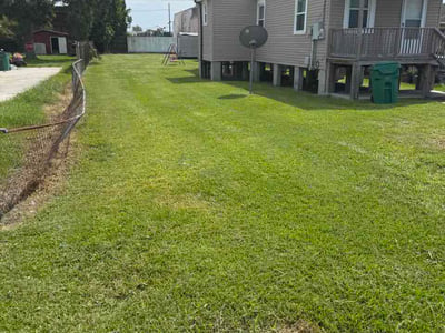 Lawn care service in Marrero, 70072