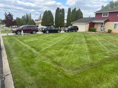 Lawn care service in Bedford, 44146