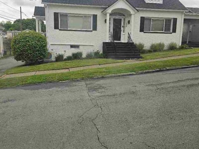 Lawn care service in Scranton, 18505