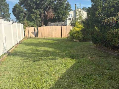 Lawn care service in North Brunswick Township, 08902