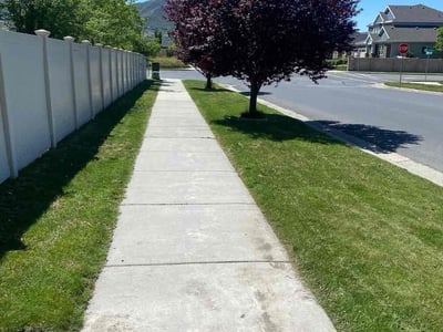 Lawn care service in Draper, 84020