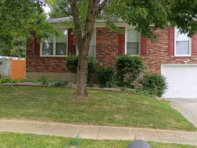 Lawn care service in Louisville, 40299