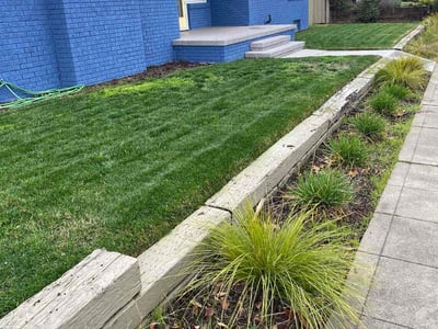 Lawn care service in Stockton, 95203