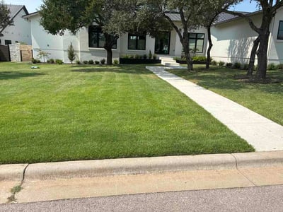 Lawn care service in Georgetown, 78628