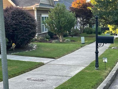 Lawn care service in Atlanta, 30318