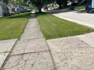 Lawn care service in Inkster, 48141