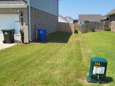 Lawn care service in Athens, 35611