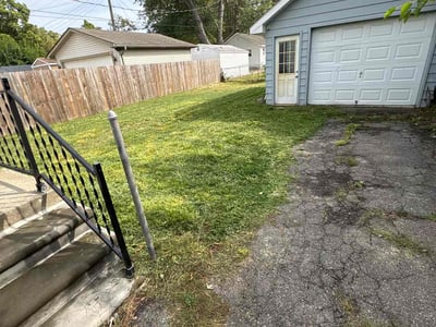 Lawn care service in Ferndale, 48220