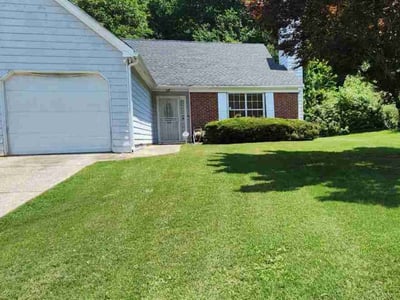 Lawn care service in Decatur, 30034