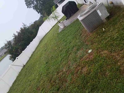 Lawn care service in Jacksonville, 32221
