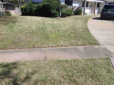 Lawn care service in Shreveport, 71115
