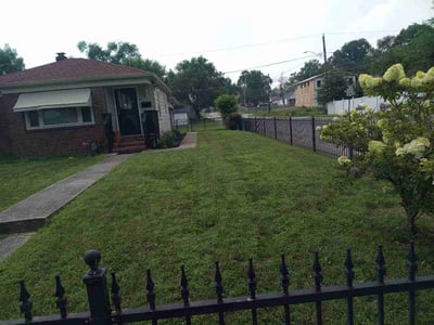 Lawn care service in Indianapolis, 46218