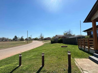 Lawn care service in Oklahoma City, 73129