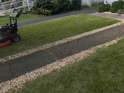 Lawn care service in Woodbridge Township, 07077