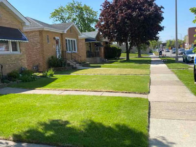 Lawn care service in Berwyn, 60402