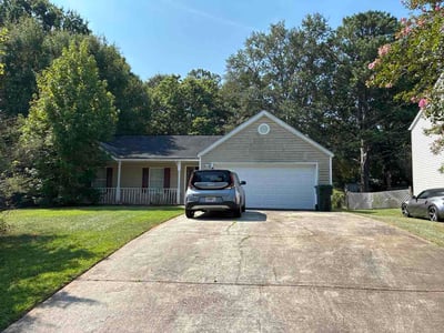 Lawn care service in Rex, 30273