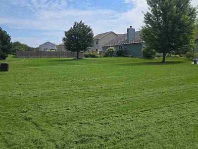 Lawn care service in Pleasant Prairie, 53158