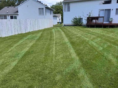 Lawn care service in Grand Rapids, 49512