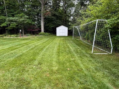 Lawn care service in Pickerington, 43147