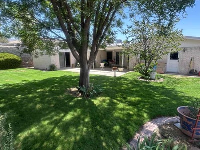 Lawn care service in El Paso, 79912