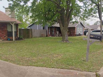 Lawn care service in Claremore, 74017