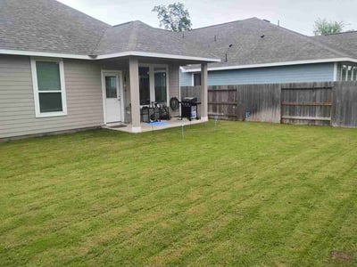 Lawn care service in Fulshear, 77441